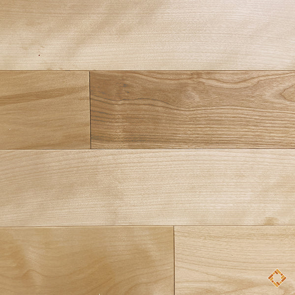 Hardwood floor | Natural finished Birch by Planchers 1867 | Montreal, Laval, Longueuil, South Shore and North Shore